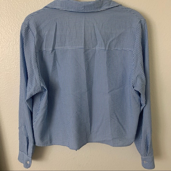 H&M Button-up Collared Blouse with Tie Front Size 6 - Picture 2 of 7